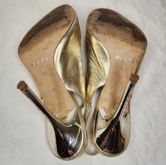 Women's Gold Slingback HighHeels - Picture 7 of 12